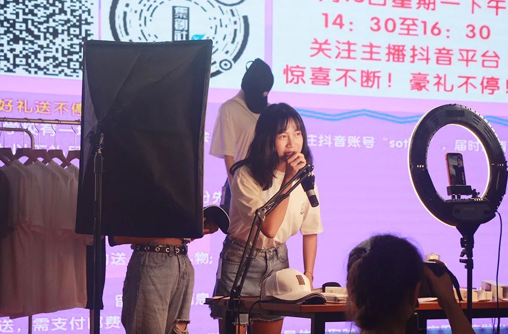 电子商务改变着我们的消费习惯