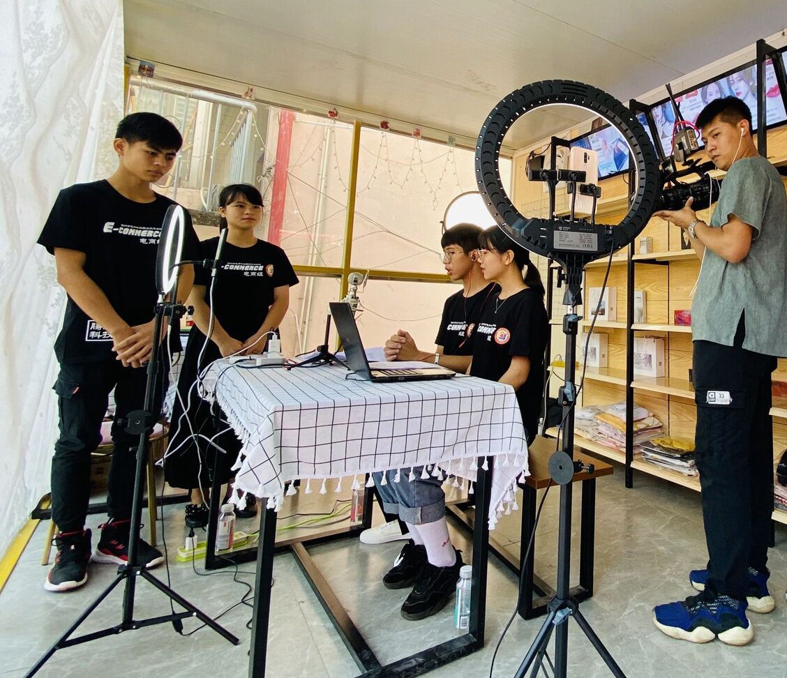 也为青年人创新创业提供了难得的机遇