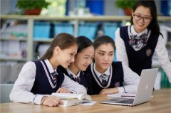 在线报名 · 专业设置 · 社团活动
